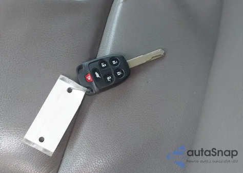 2011 Honda Odyssey Touring/Touring Elite из США, поврежденный, VIN 5FNRL5H92BB047064